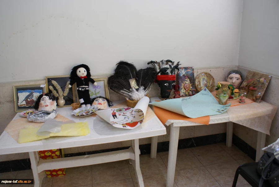 نمایشگاه دانشجویان مرکز شهید رجائی