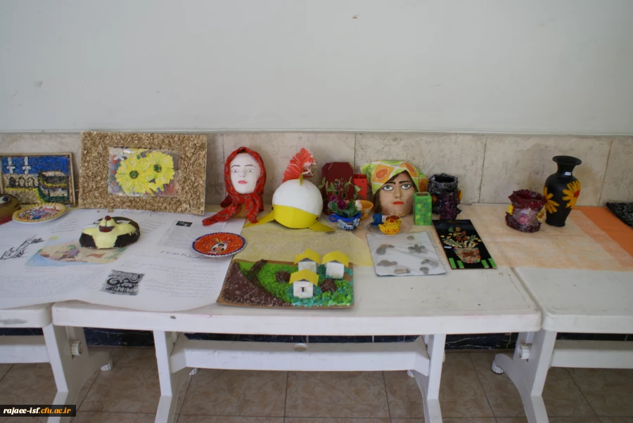 نمایشگاه دانشجویان مرکز شهید رجائی