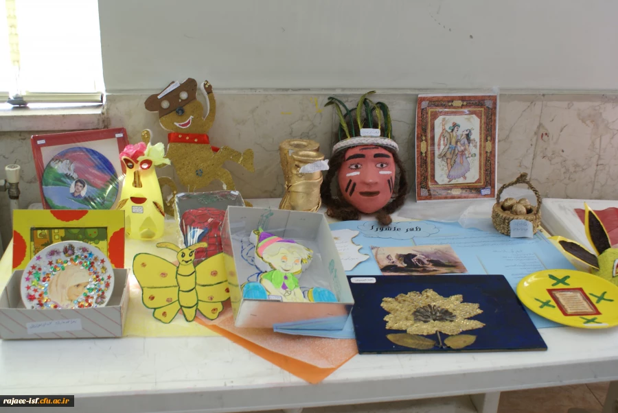 نمایشگاه دانشجویان مرکز شهید رجائی