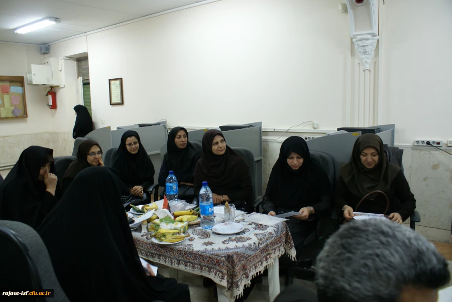 جلسه گروه های آموزشی