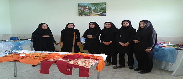 برگزاری جشنواره و نمایشگاه به مناسبت هفته آموزش 12