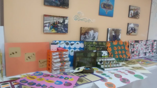 نمایشگاه دست سازه های دانشجویان