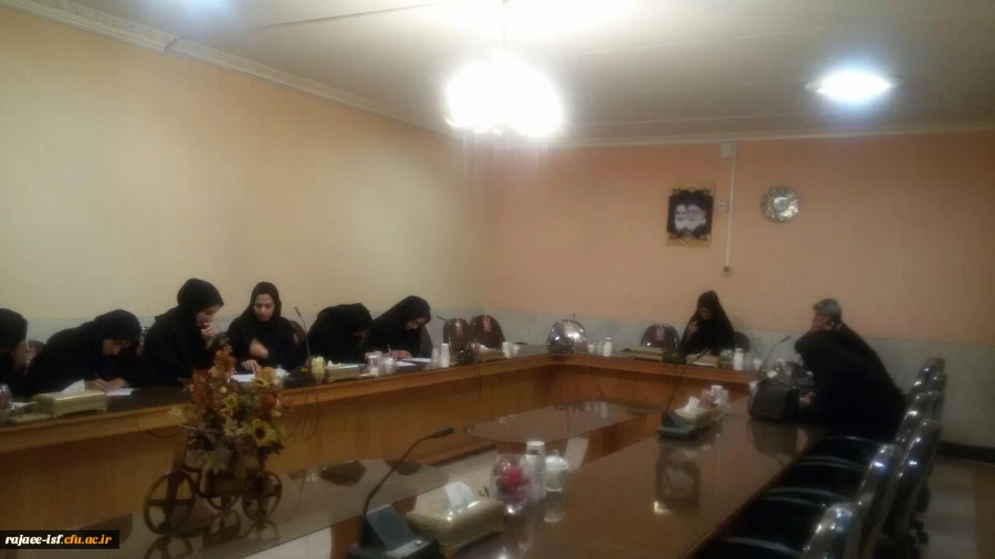 دیدار سرکار خانم دکتر کشمیری با نمایندگان خوابگاه