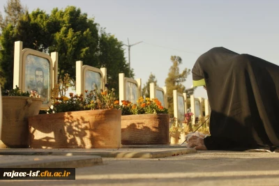 رنگ آمیزی قبور شهیدان گلستان شهدا