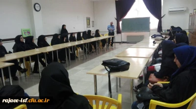 به همت انجمن علمی علوم تربیتی ، دانشجویان در بازدید از خانه ریاضیات با روش های نوین تدریس ریاضیات آشنا شدند.