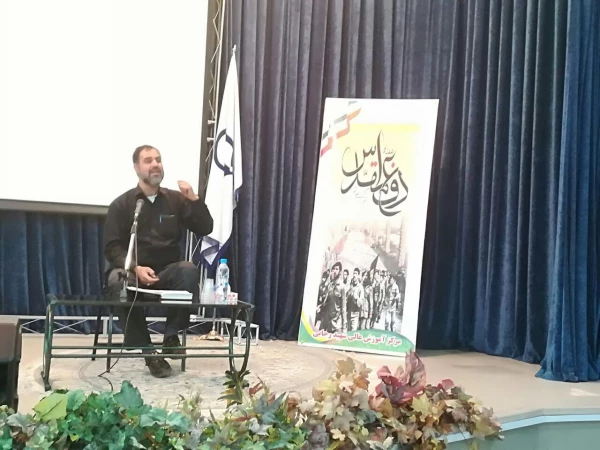 روایتگری دفاع مقدس با حضور جناب آقای محمودی