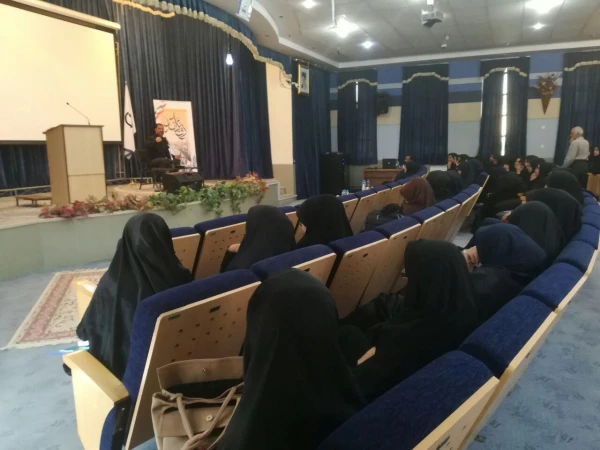 روایتگری دفاع مقدس با حضور جناب آقای محمودی