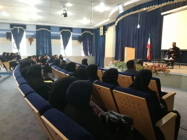 روایتگری دفاع مقدس با حضور جناب آقای محمودی