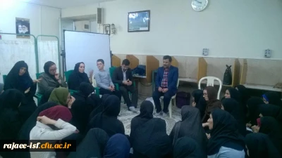 تشکیل جلسه توجیهی موسسه خیریه شجریه طیبه با دانشجویان در آستانه هفته نیکوکاری