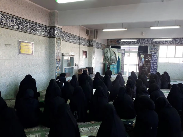 مراسم قرائت زیارت عاشورا و مداحی در آستانه اربعین حسینی