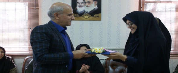 تقدیر از آقای رئیسی در مراسم تجلیل از بازنشستگان