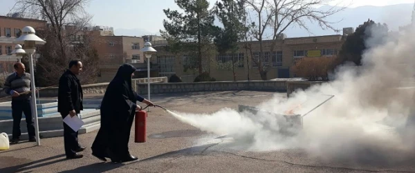 آموزش عملی اطفاء حریق