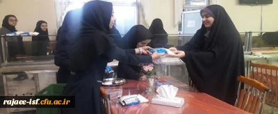 توزیع شیر در روز جهانی بهداشت