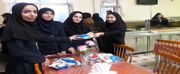 توزیع شیر در روز جهانی بهداشت