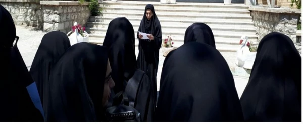 قرائت بیانیه ای در محکومیت اقدام رئیس جمهور آمریکا