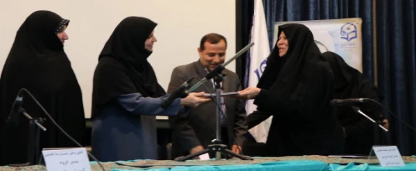 تقدیر از پیشکسوتان