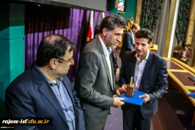 روابط عمومی دانشگاه فرهنگیان استان اصفهان، عنوان روابط عمومی برگزیده در میان روابط عمومی های استان اصفهان را به خود اختصاص داد.