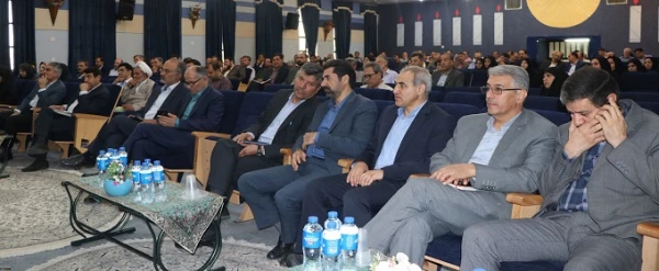 نشست تخصصی مصاحبه گران داوطلبان ورود به دانشگاه