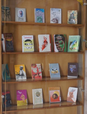 هفته دفاع مقدس گرامی باد.