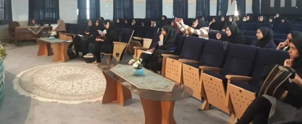 جلسه توجیهی اعضای انجمن علمی شیمی با حضور دکتر گلستانه