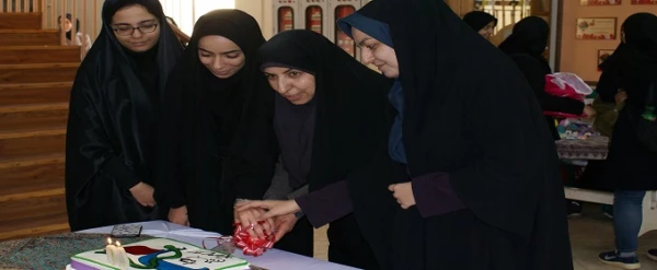 برش نمادین کیک 40 سالگی بسیج