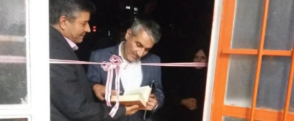 افتتاح آزمایشگاه فیزیک توسط دکتر عروف زاد