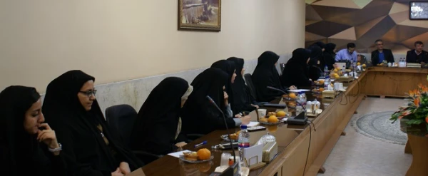 نشست صمیمانه دکتر عروف زاد با اعضای هیئت های مذهبی وتشکل های دانشجویی