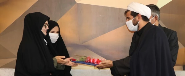 تجلیل دکتر عروف زاد از پرسنل مرکز شهید رجایی به مناسبت روز کارمند