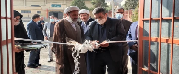 افتتاح آزمایشگاه فیزیک توسط دکتر خنیفر