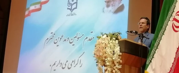 جلسه توجیهی دانشجویان جدیدالورودی در اردوگاه شیخ بهایی 