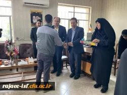 تجلیل از خدمه ی زحمتکش مرکز به مناسب هفته ی  کار و کارگر 2