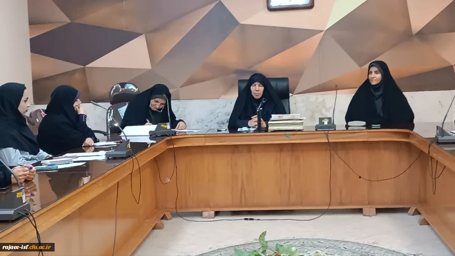 جلسه توجیهی و معارفه دبیران انجمن های علمی و کانون های فرهنگی اجتماعی مرکز شهید رجایی
 2