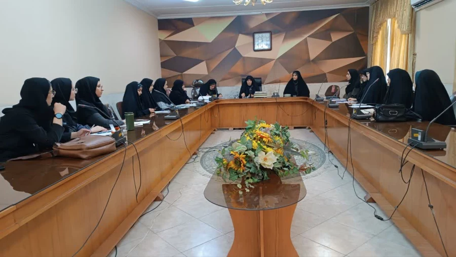 جلسه توجیهی و معارفه دبیران انجمن های علمی و کانون های فرهنگی اجتماعی مرکز شهید رجایی
 2