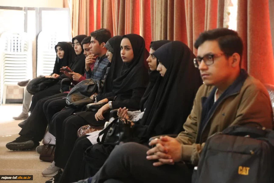 گفت و گو با دانشجو معلمان فرهنگی 2