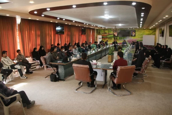 گفت و گو با دانشجو معلمان فرهنگی 7