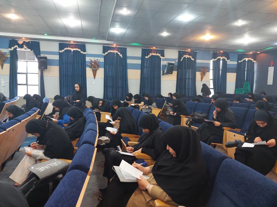 برگزاری آزمون اول نهج البلاغه در مرکز شهید رجایی 3