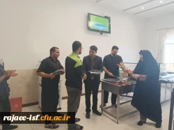 تقدیر از سر آشپز و آشپزهای محترم و زحمتکش مرکز شهید رجایی به مناسبت روز جهانی سر آشپز توسط مسئولین محترم 

 2