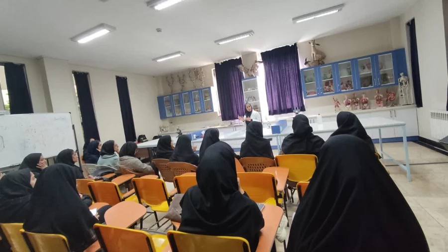 بازدید از پژوهش سرای خیام  3