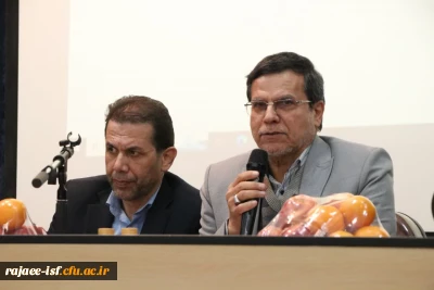 نشست صمیمی مسئولین دانشگاه با دانشجویان در مرکز شهید رجایی